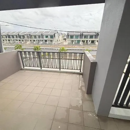 Hz Homestay